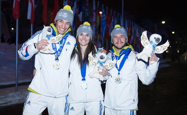 Leo-Le-Ble-et-Sarah-Devouassoux-en-or,-Guilhem-Apilli-en-argent-pour-le-snowboard-cross@FFSU