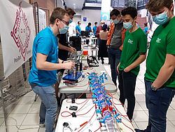 Polybot fête la science
